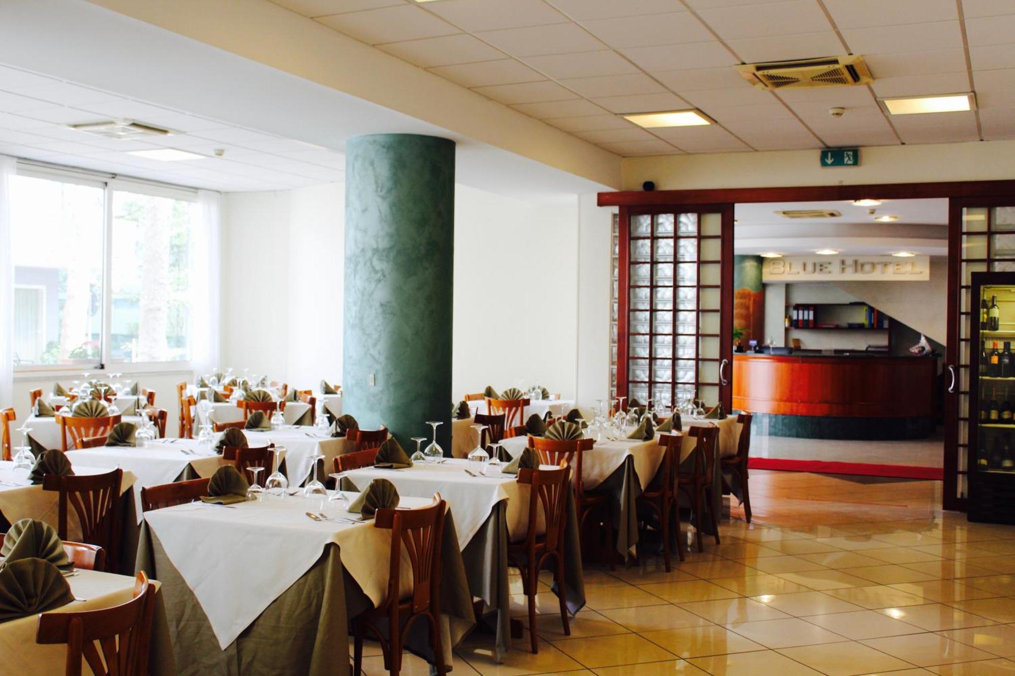 צ'סנטיקו Blue Hotel מראה חיצוני תמונה