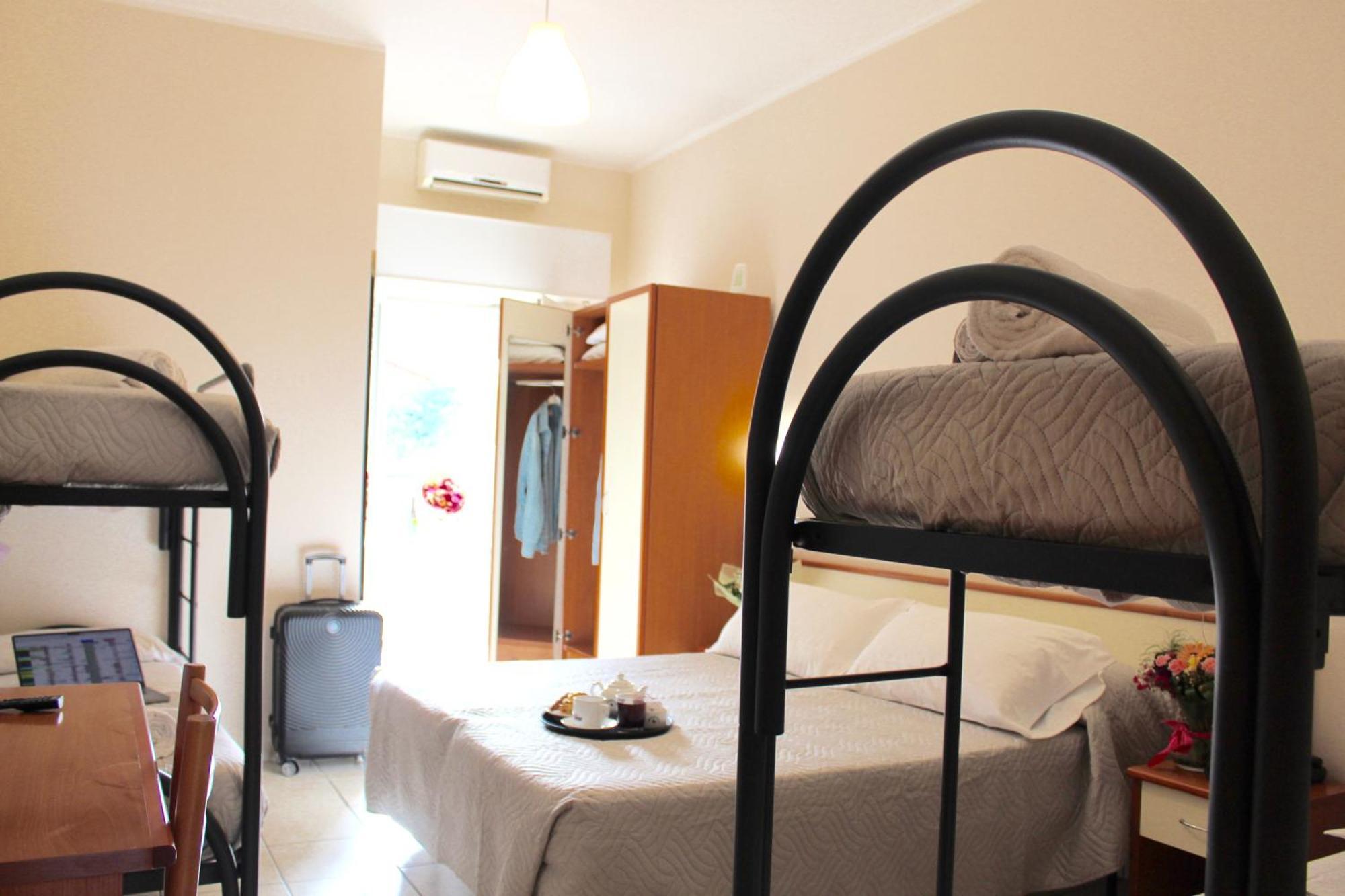 צ'סנטיקו Blue Hotel מראה חיצוני תמונה
